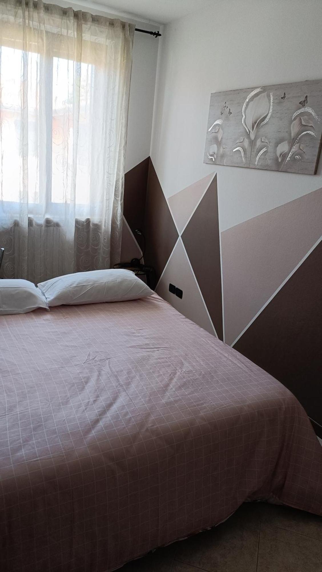 Апартаменты S.G. House Кастельнуово-дель-Гарда Экстерьер фото